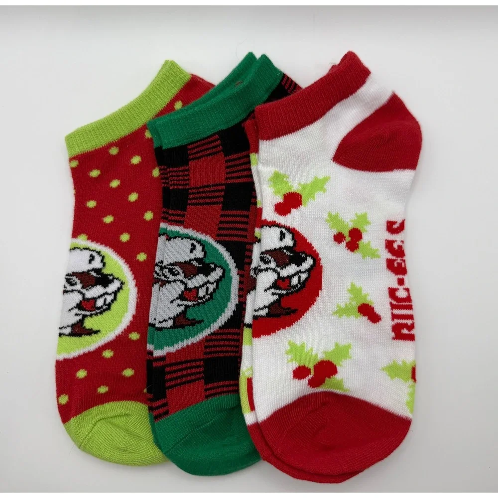 Buc-ee's Mens Womens Cute Christmas Character Ankle Socks 3 Pair Set Holiday Fun